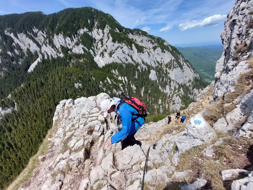 Excursie-Piatra-Mica-Valea-Crapaturii-Oxigen (2)
